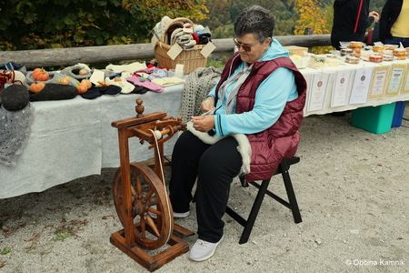Prikaz starih kmečkih opravil na Gori sv. Miklavž (8)